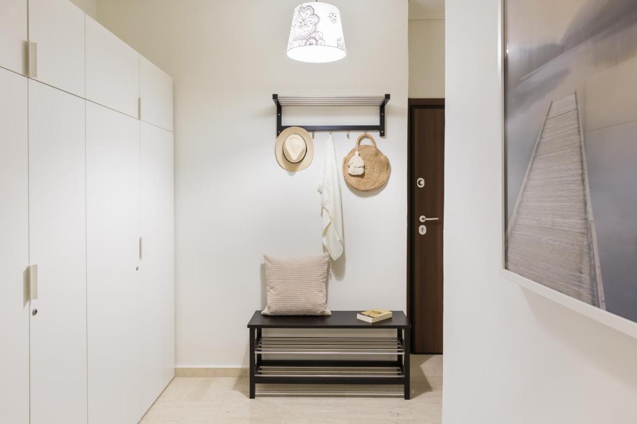 Effie'S Cozy Beach Front Apartment Resmo Dış mekan fotoğraf